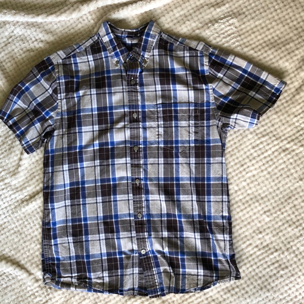 Gap plaid short sleeve shirt